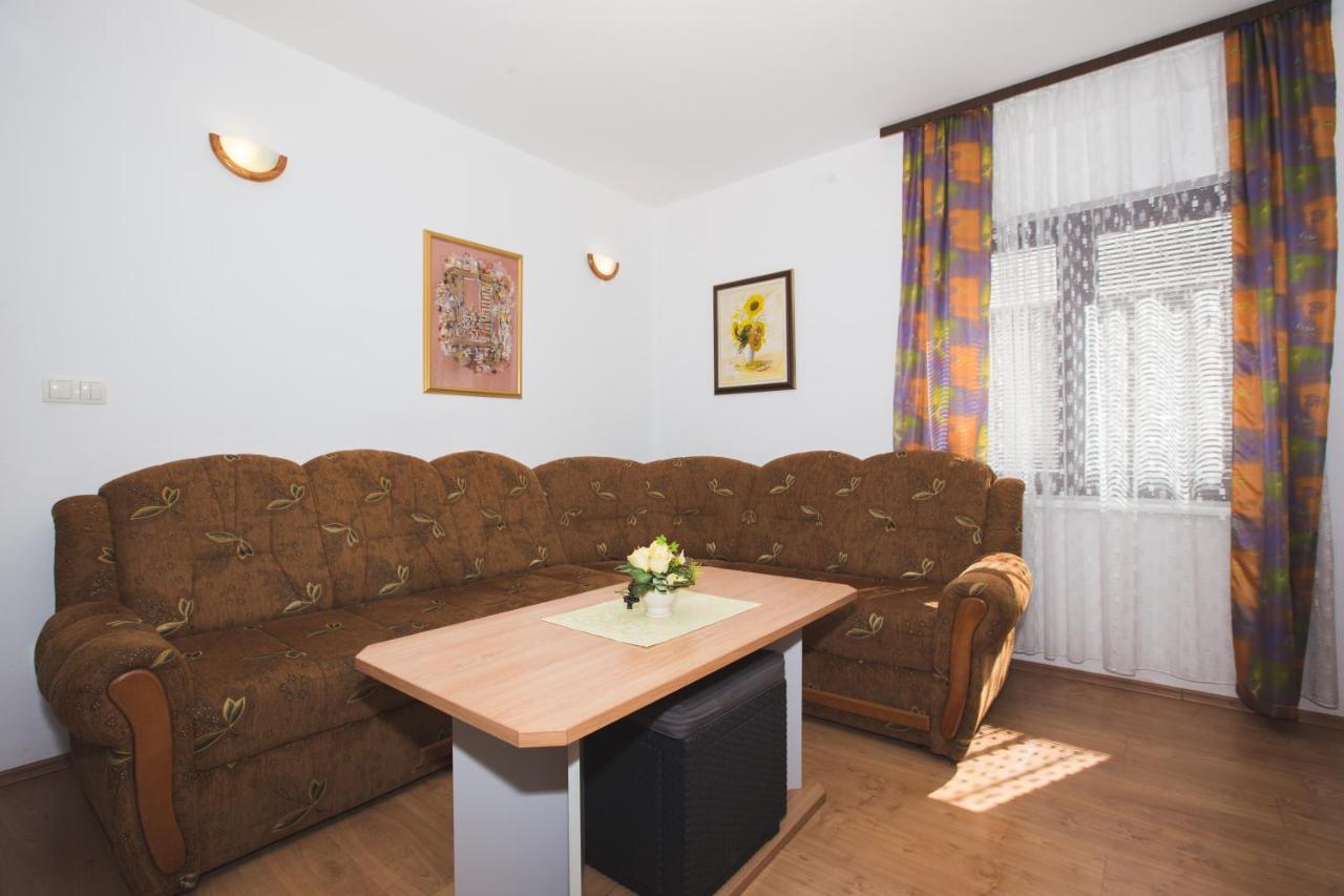 Apartmani Nada & Darko, Kampor, Rab, Hrvatska Екстериор снимка