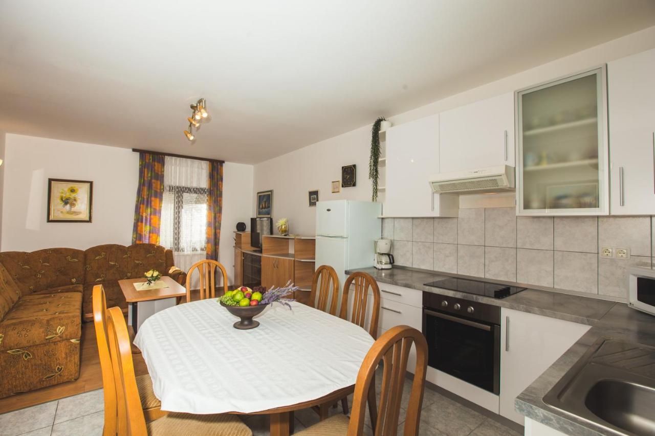 Apartmani Nada & Darko, Kampor, Rab, Hrvatska Екстериор снимка