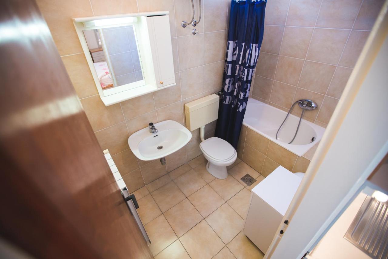 Apartmani Nada & Darko, Kampor, Rab, Hrvatska Екстериор снимка