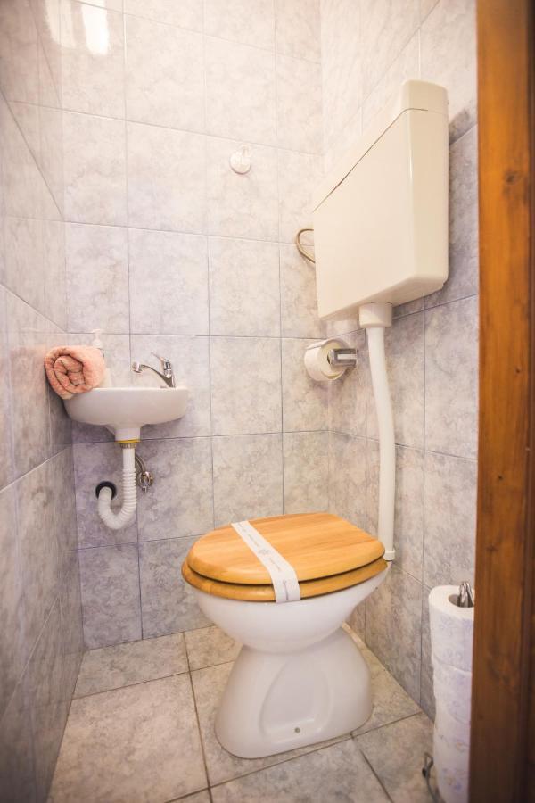 Apartmani Nada & Darko, Kampor, Rab, Hrvatska Екстериор снимка
