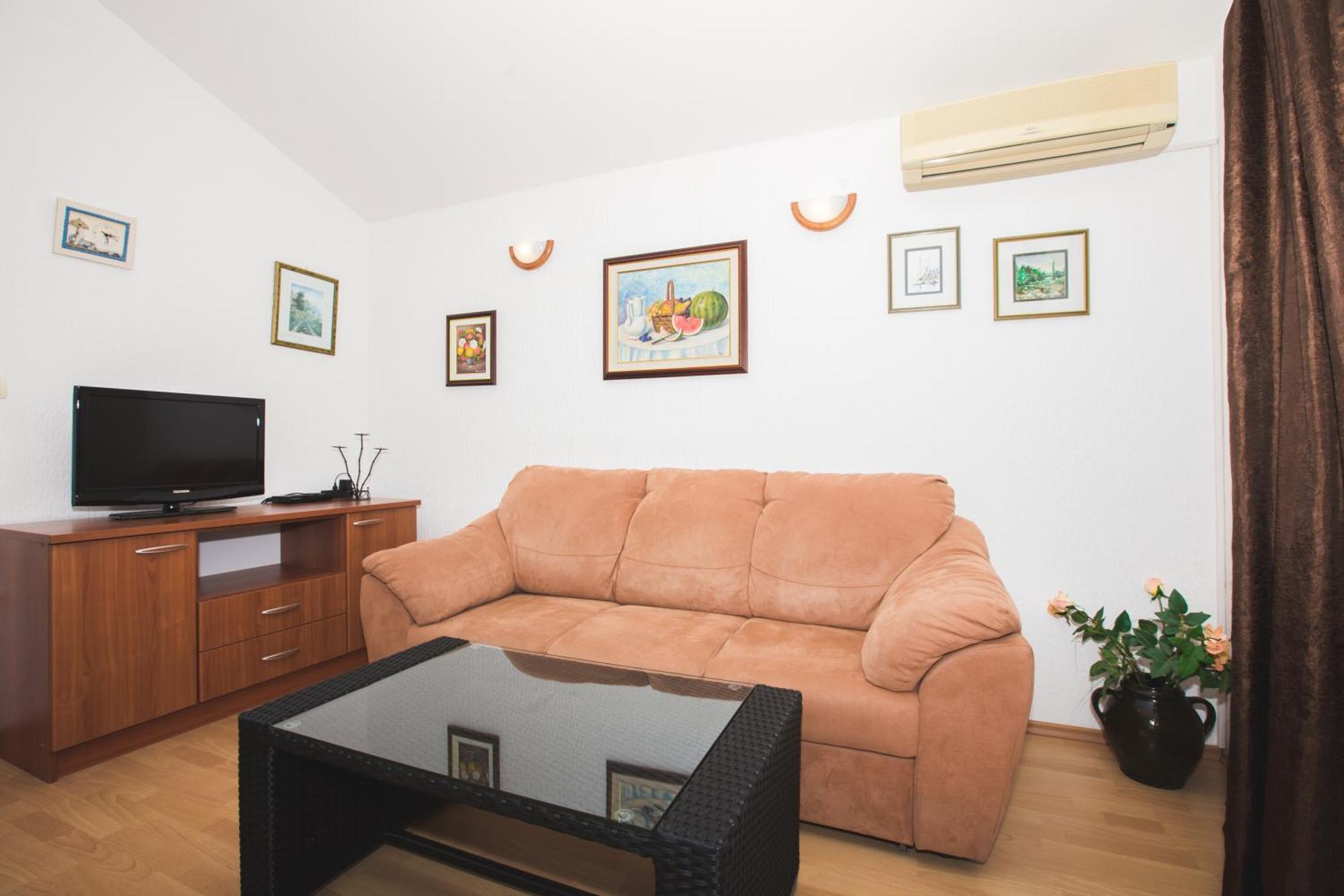 Apartmani Nada & Darko, Kampor, Rab, Hrvatska Екстериор снимка